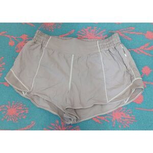 Lululemon women size 10 hotty hot running shorts light taupe beige